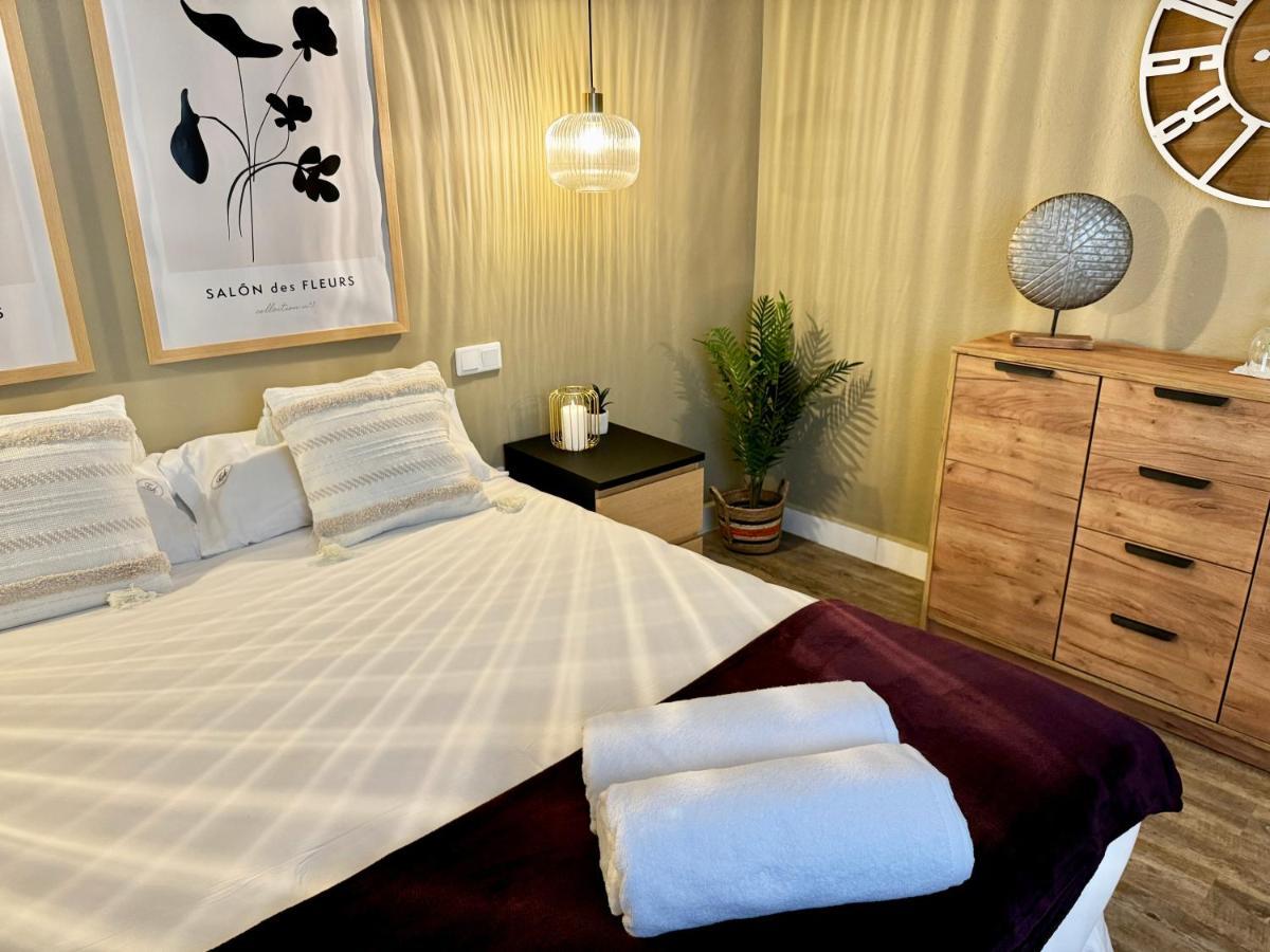 Tak Boutique Old Town Hotel Марбеля Екстериор снимка